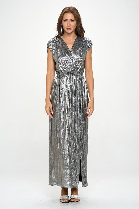 Vestido metalico con abertura