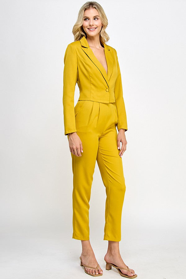 Set de pantalón y blazer corto