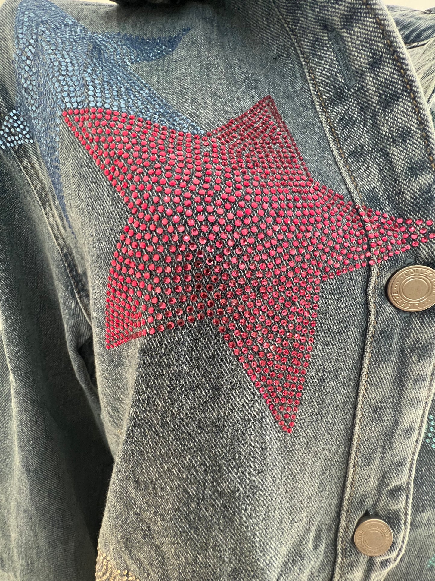 Camisa de mezclilla con estrellas