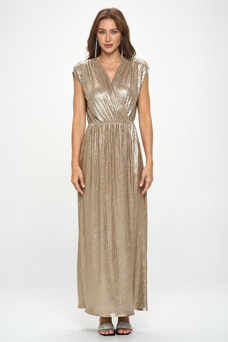 Vestido metalico con abertura